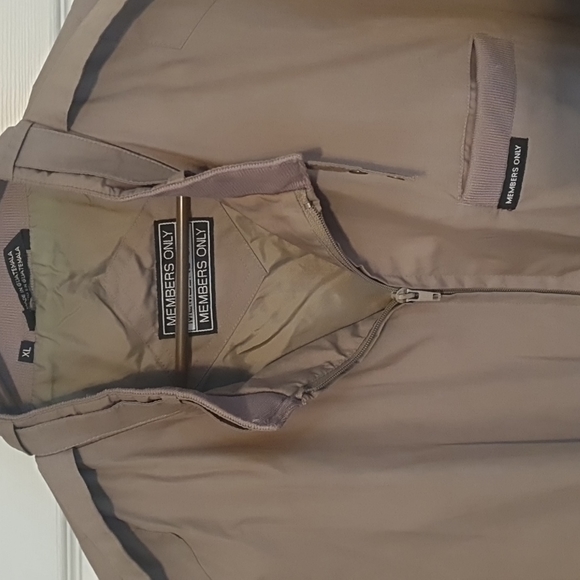 Members Only Jacket - Picture 3 of 7